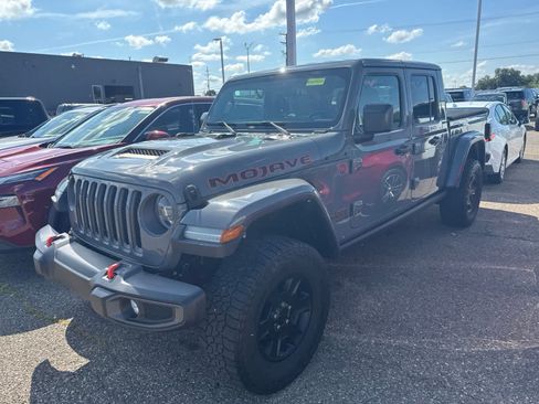 Used 2021 Jeep Gladiator Mojave w/ Dual Top Group AWD/4WD image 25