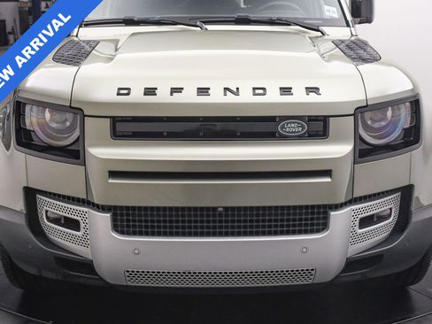 Used 2024 Land Rover Defender 110 S image 26
