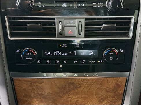 Used 2024 Nissan Armada SL w/ Captain's Chairs Package image 23