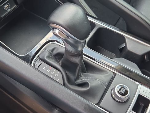 Used 2021 Kia Telluride S FWD image 32