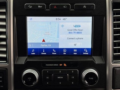 Used 2020 Ford F150 Platinum w/ Equipment Group 701A Luxury image 4