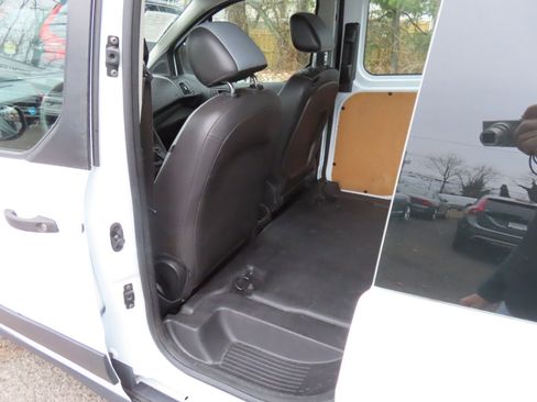 Used 2015 Ford Transit Connect XL image 8