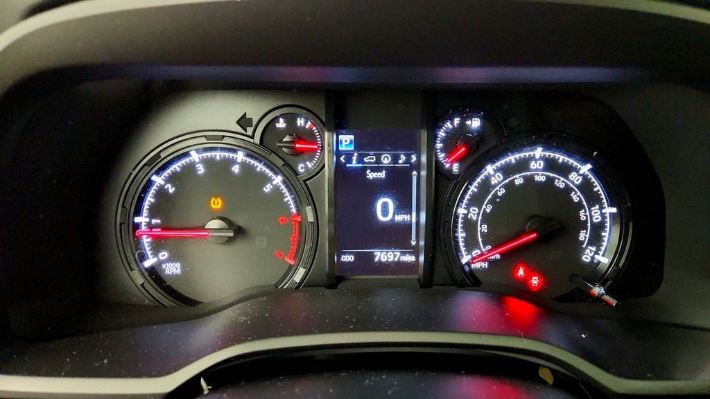 Used 2022 Toyota 4Runner Trail Special Edition AWD/4WD image 14