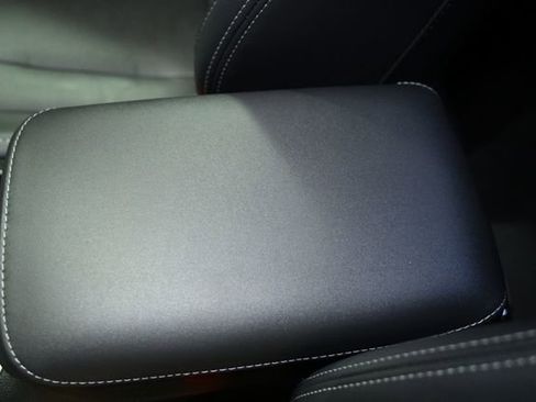 Certified 2024 Subaru Outback Limited image 27