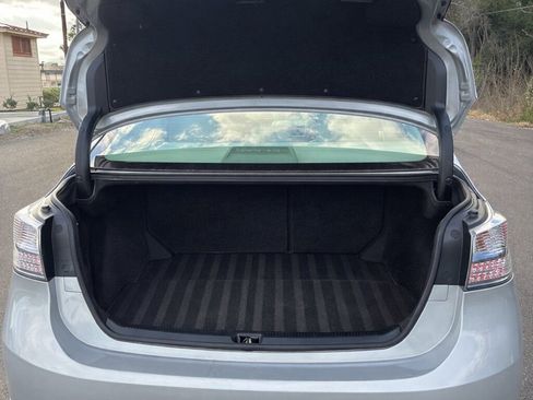 Used 2012 Lexus HS 250h image 10