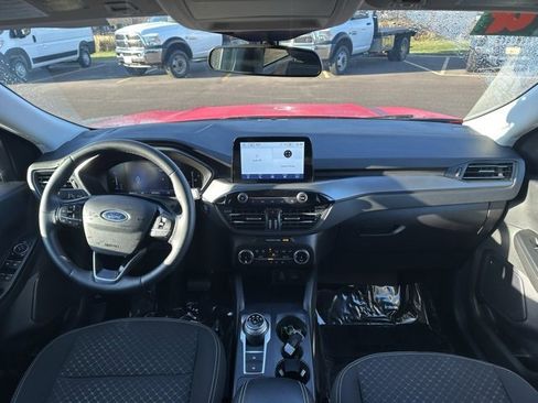 Used 2024 Ford Escape Active image 15
