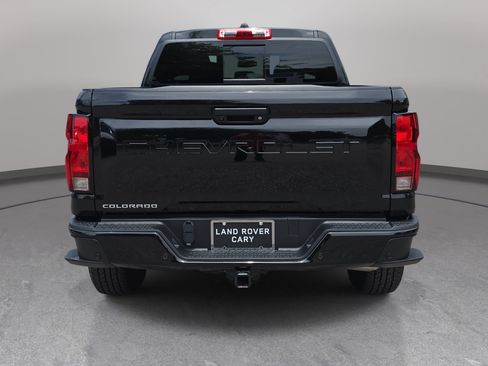 Used 2025 Chevrolet Colorado Trail Boss AWD/4WD image 6