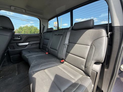 Used 2018 Chevrolet Silverado 1500 LTZ Z71 w/ Centennial Edition AWD/4WD image 19