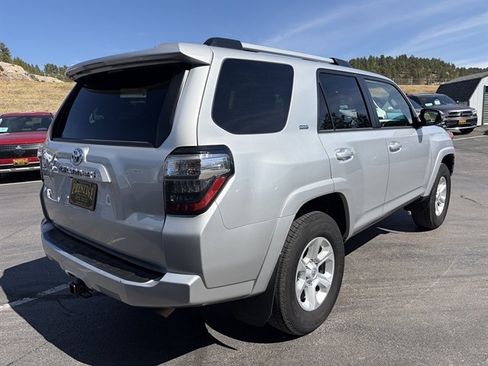 Used 2024 Toyota 4Runner SR5 Premium w/ Moonroof Package AWD/4WD image 7