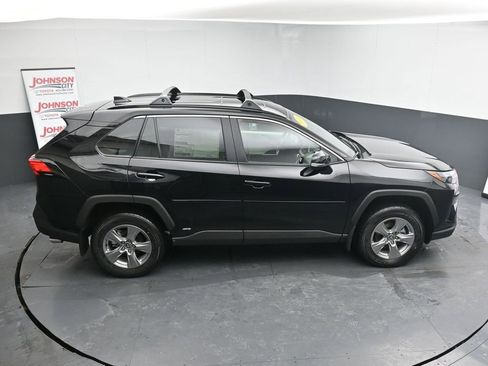 New 2025 Toyota RAV4 XLE image 28