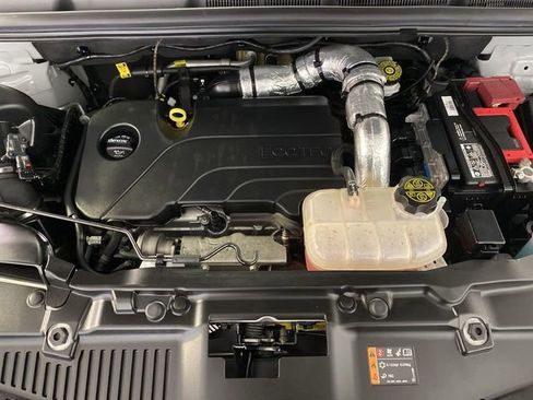 Certified 2022 Chevrolet Trax LT w/ Driver Confidence Package image 34