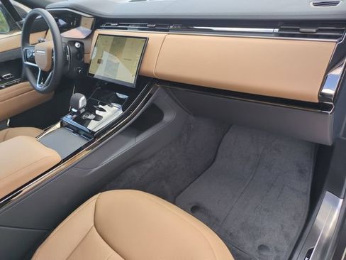 New 2026 Land Rover Range Rover Sport SE AWD/4WD image 19