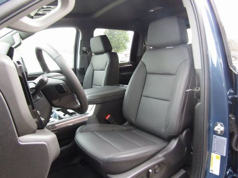 New 2026 Chevrolet Silverado 2500 LTZ w/ LTZ Premium Package image 26