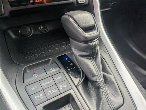 Used 2024 Toyota RAV4 XLE image 11