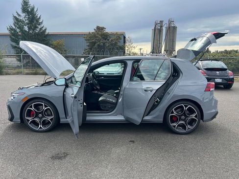 New 2025 Volkswagen GTI Autobahn image 18