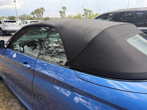 Used 2016 BMW M235i Convertible RWD image 12