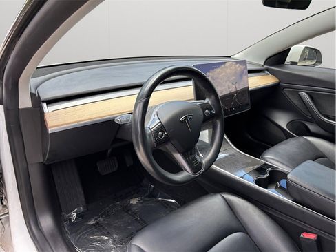 Used 2019 Tesla Model 3 Standard Range Plus RWD image 6