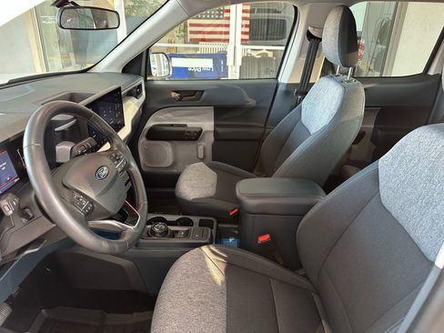 Certified 2025 Ford Maverick XLT w/ XLT Luxury Package FWD image 16