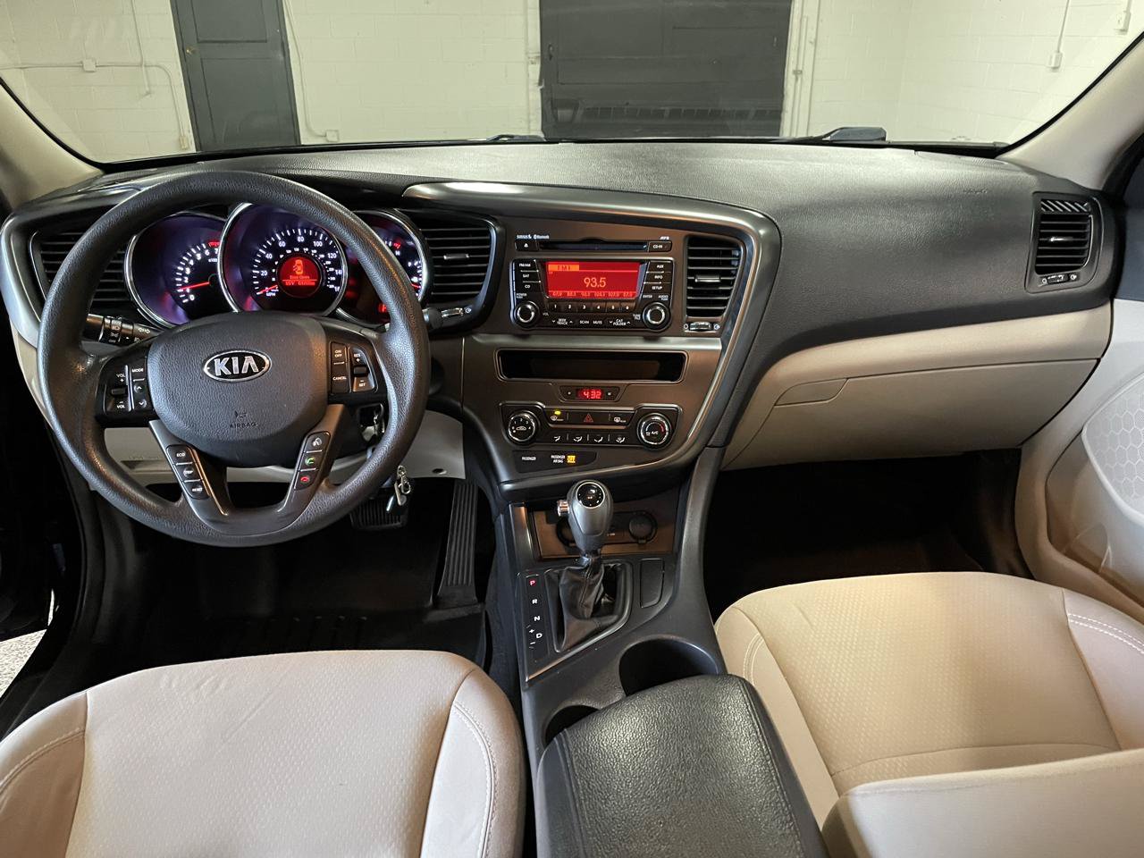 Used 2013 Kia Optima LX FWD image 13