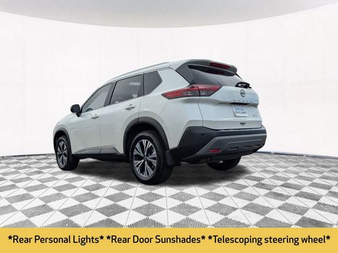 Used 2022 Nissan Rogue SV w/ SV Premium Package image 13