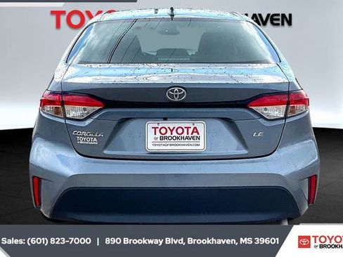 Used 2024 Toyota Corolla LE image 4
