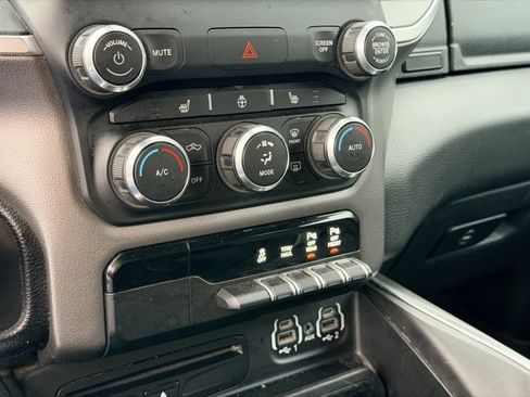 Used 2019 RAM 1500 Big Horn image 16