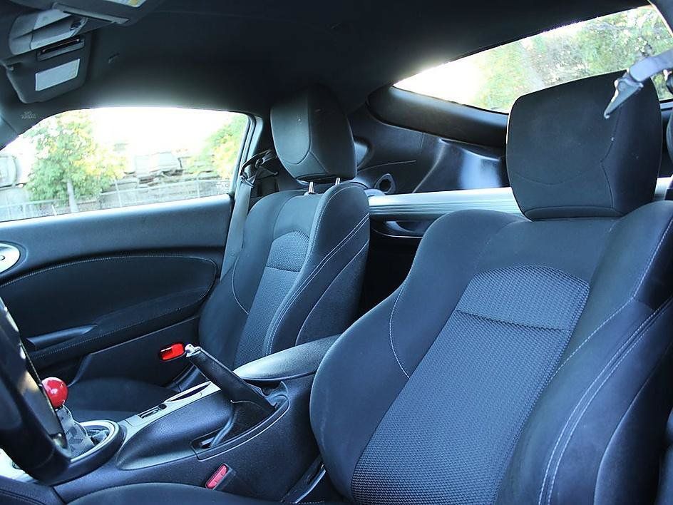Used 2018 Nissan 370Z Coupe RWD image 13