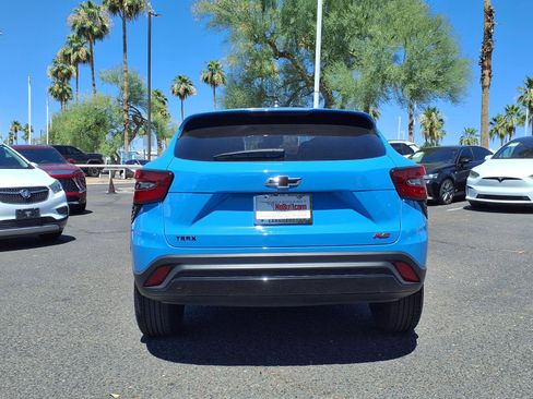 Used 2024 Chevrolet Trax RS w/ Driver Confidence Package FWD image 6
