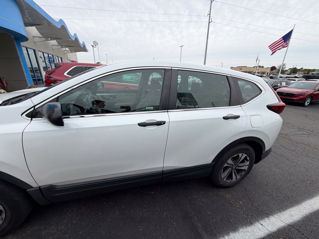 Used 2021 Honda CR-V LX image 3
