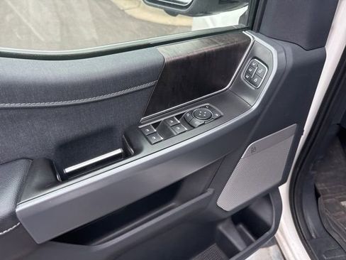 Used 2022 Ford F150 Lariat w/ Equipment Group 502A High AWD/4WD image 9
