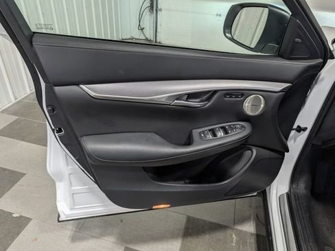 Used 2023 INFINITI QX50 Luxe AWD/4WD image 13