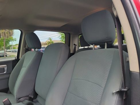 Used 2019 RAM 1500 Classic SLT AWD/4WD image 21