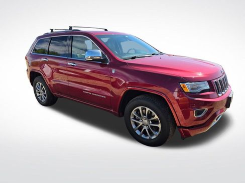 Used 2015 Jeep Grand Cherokee Overland w/ Advanced Technology Group AWD/4WD image 4