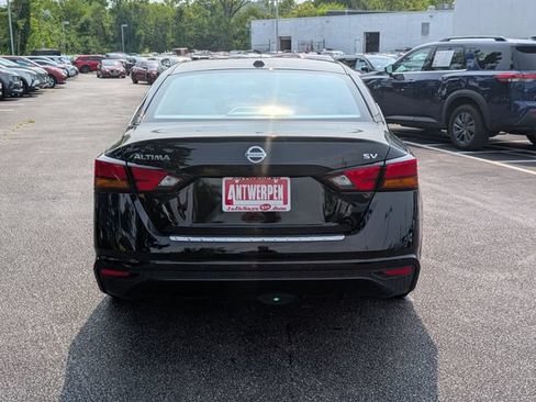 Used 2022 Nissan Altima 2.5 SV FWD image 4
