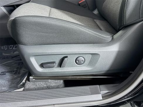 Certified 2026 Nissan Rogue SV w/ Cold Weather Package FWD image 19