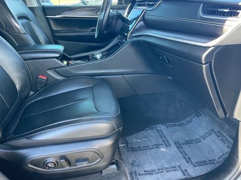 Used 2021 Jeep Grand Cherokee L Limited image 27