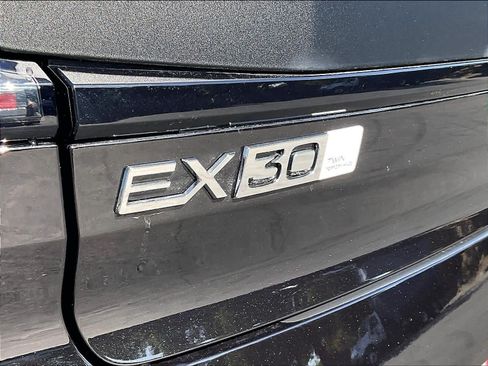 New 2026 Volvo EX30 Cross Country Ultra w/ Protection Package Premier AWD/4WD image 26