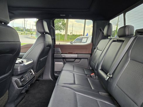Used 2021 Ford F150 Lariat w/ Equipment Group 502A High AWD/4WD image 13