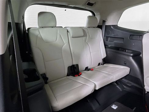 Used 2025 Kia Telluride SX Prestige image 39