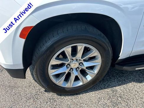 Used 2024 Chevrolet Tahoe Premier RWD image 10