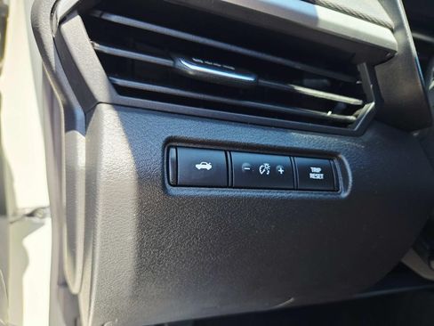 Used 2023 Nissan Altima 2.5 SR FWD image 31