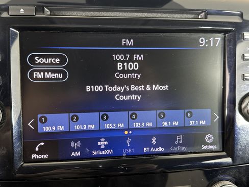 Used 2023 Nissan Murano SV image 18