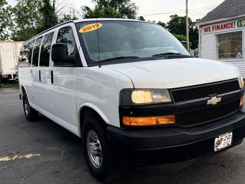 Used 2019 Chevrolet Express 3500 LS RWD image 5