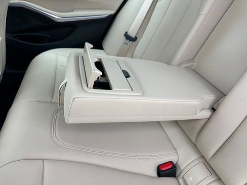 Certified 2021 BMW 330i xDrive Sedan w/ Convenience Package image 19