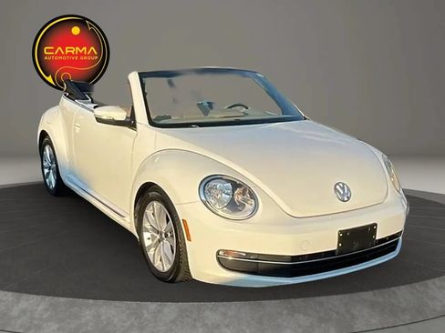 Used 2014 Volkswagen Beetle TDI FWD image 11