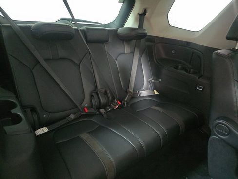 Used 2023 Honda Pilot EX-L image 16