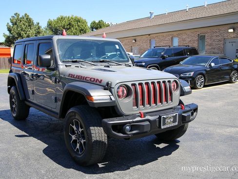 Used 2018 Jeep Wrangler Unlimited Rubicon w/ Steel Bumper Group AWD/4WD image 12