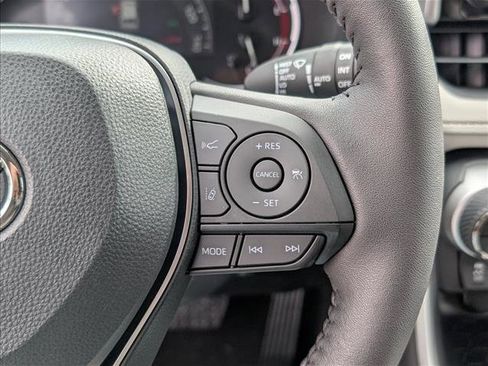 New 2025 Toyota RAV4 XLE image 19