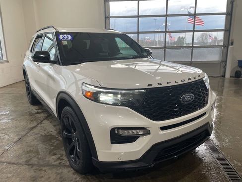 Used 2023 Ford Explorer ST w/ Equipment Group 401A AWD/4WD image 3