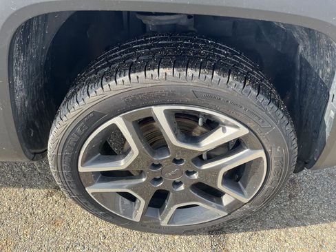 Used 2020 Jeep Renegade Sport image 35